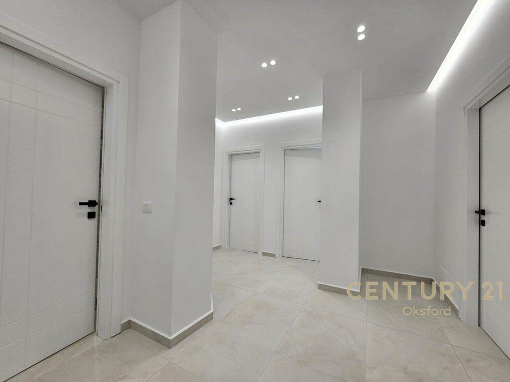 FRESKU – VENDESI APPARTAMENTO 2+1+2 AMPIO, COMPLETAMENTE RINNOVATO CON MATERIALI DI QUALITÀ