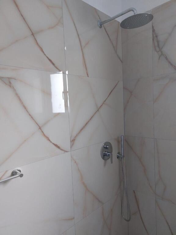 Apartament 1+1 me Qera Afatgjate - Lungomare Vlore