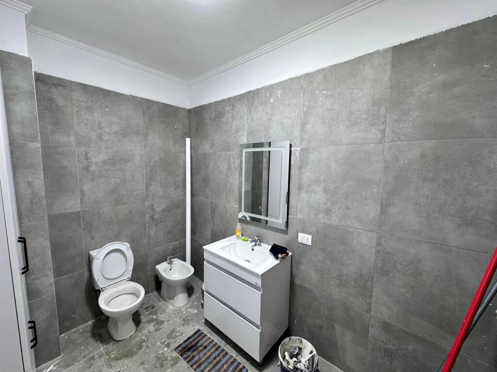 📣 VENDESI Appartamento 1+1 📍 Via "Jordan Misja", Vicino all'Università "Beder" ✨  