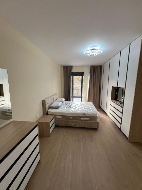 Apartament Me Qera 2+1+2 tek Liqeni i Thate (ID B2201595) Tirane