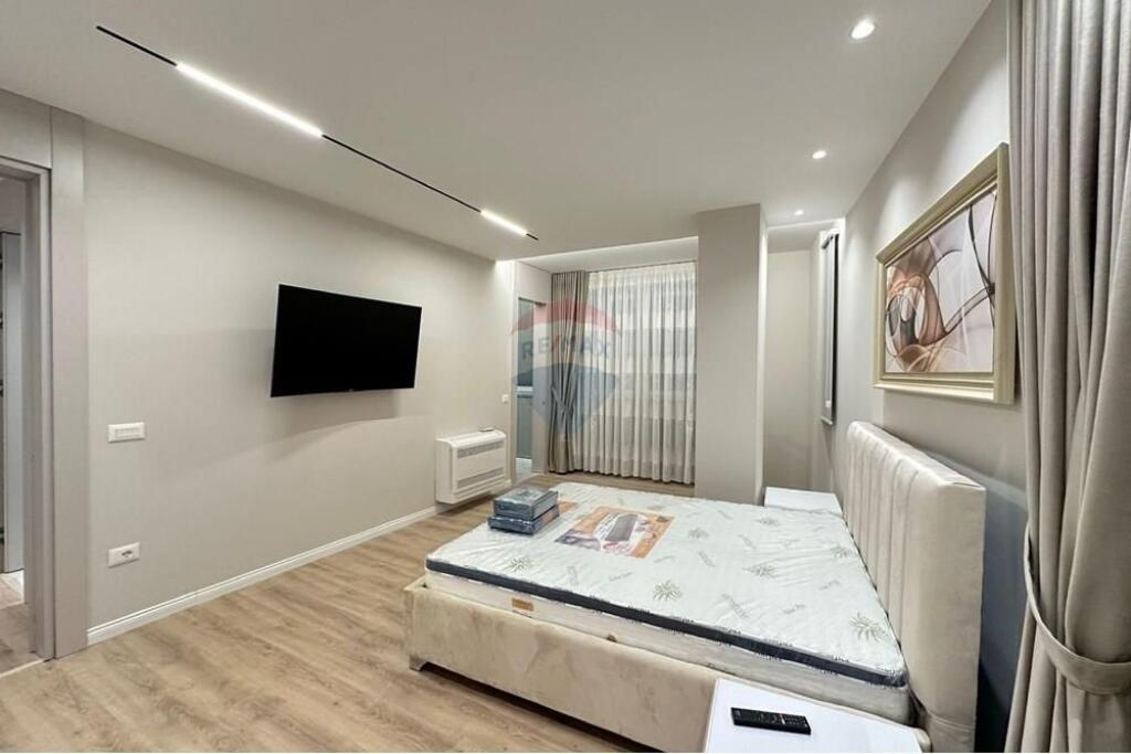 Apartment for rent 2+1 at Barricades Street