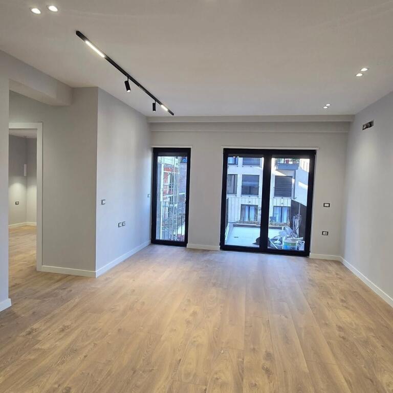 In vendita..!! Occasione..!!  📍 Kodra e Diellit 2 (Progetto Occidentale)  🏠 Appartamento 1+1  