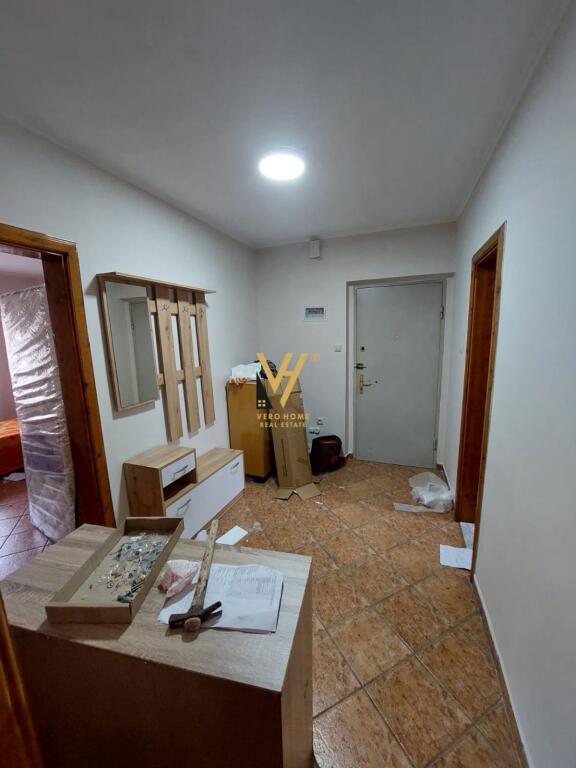 JEPET APARTAMENT 2+1+BLK ME QERA TE RRUGA ELBASANIT 55.000 LEKE