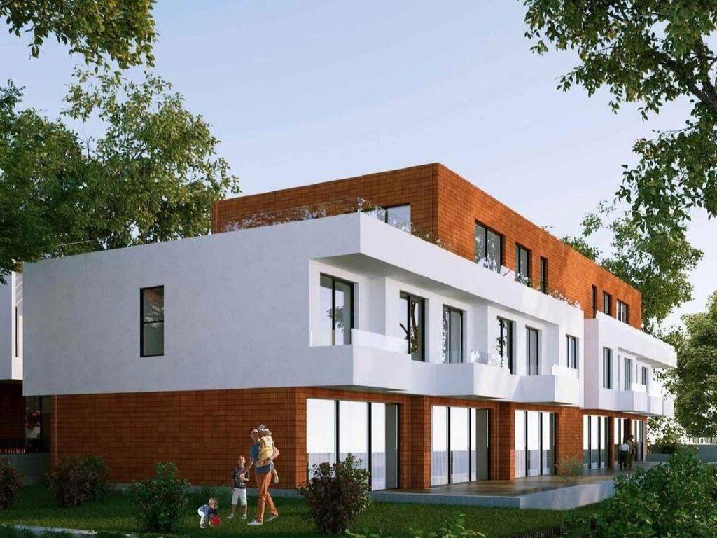 Villa in Vendita 2 Piani + 1 Piano Seminterrato – Mjull-Bathore!!