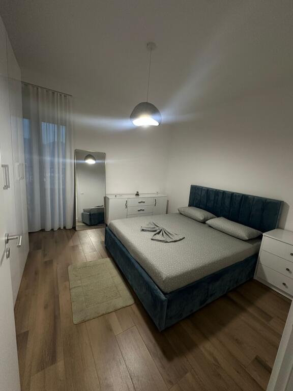 Jepet me qera apartamenti 1+1+🅿️ te Rruga Egnatia.