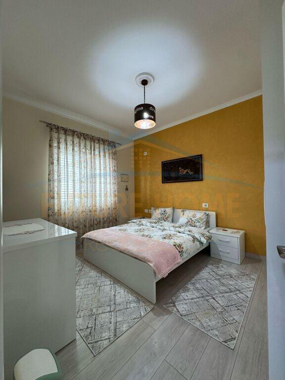 Qera, Apartament 2+1, Vilat Gjermane