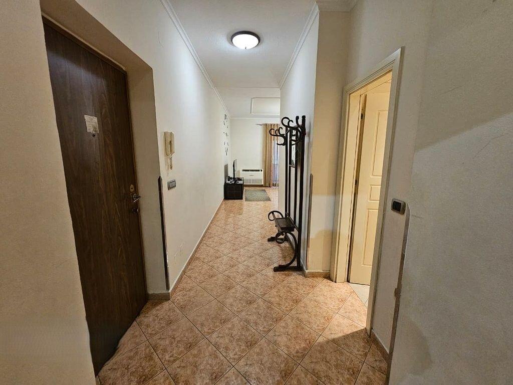 JEPET ME QIRA APARTAMENT 3+1+2 TE SHKOLLA E BALETIT!! 800 € /Muaj