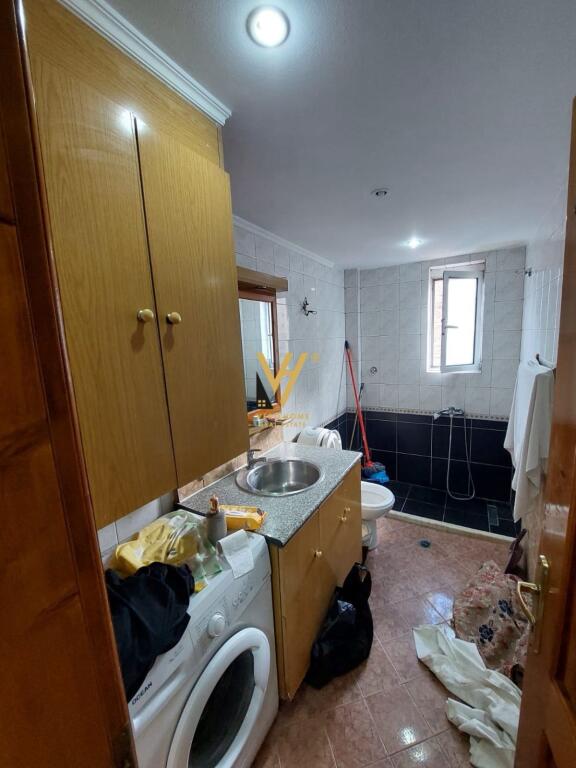 JEPET APARTAMENT 2+1+BLK ME QERA TE RRUGA ELBASANIT 55.000 LEKE