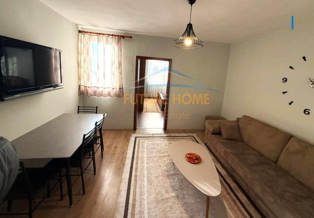 For Rent, 2+1 Apartment, Electric Market, Tirana
