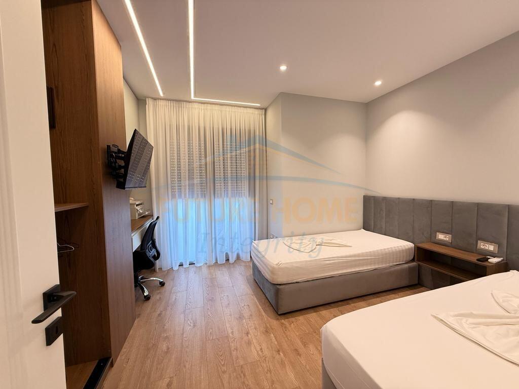 Shitet, Apartament 2+1+2+Depo, Rruga e Elbasanit, Tiranë.