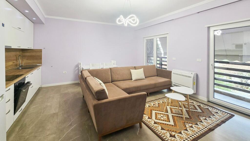 Apartment 1+1 for Rent, Partizani Gymnasium!