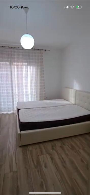 APARTAMENT ME QERA 2+1+2