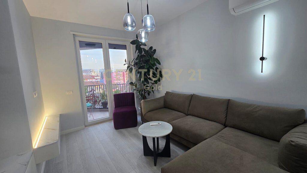 Jepet me qira apartament 2+1 me post parkimi, pranë 9-Katesheve, Tiranë.