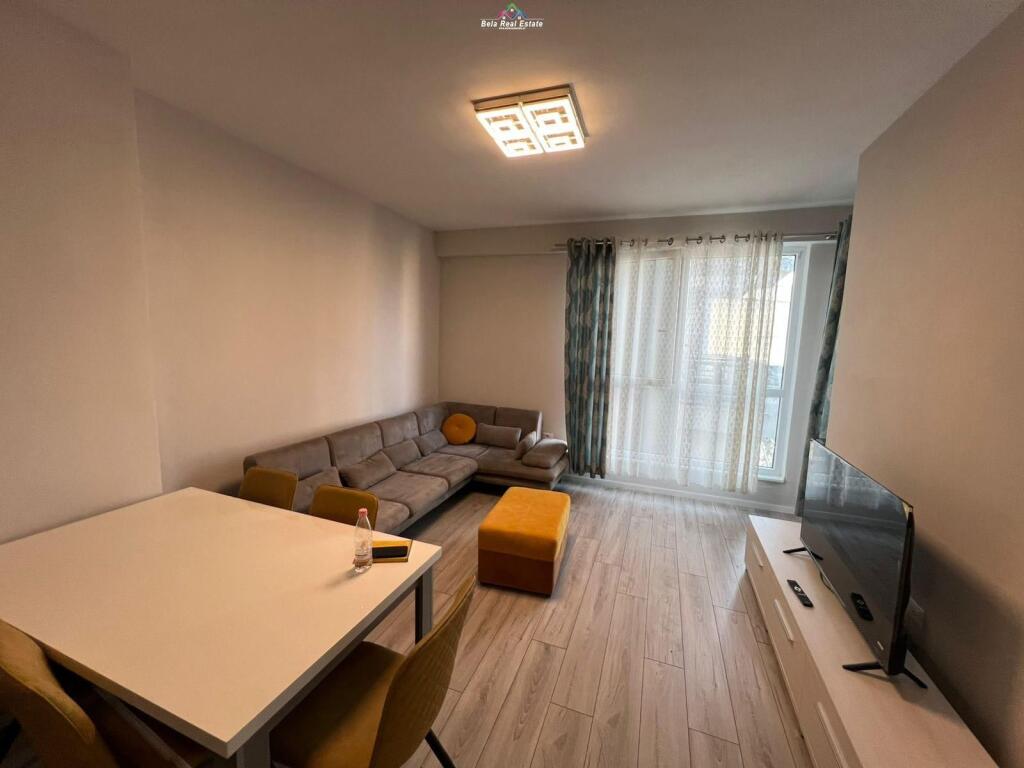 Appartamento In Affitto 1+1 Vicino a Komuna e Parisit (ID B2101385) Tirana