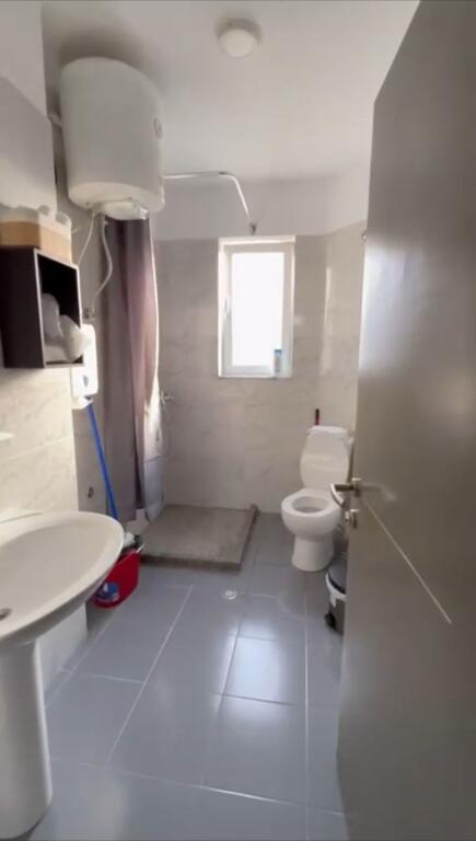 APARTAMENT ME QERA 2+1