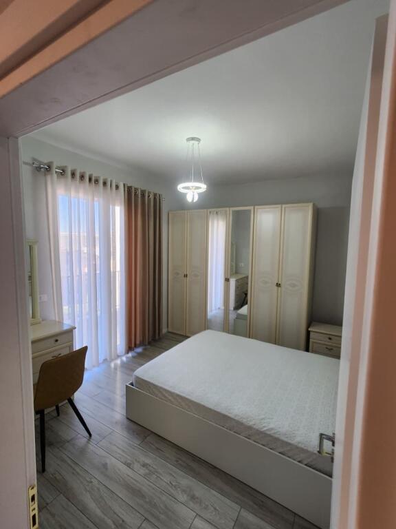 Apartament 1+1 me Qera 🔥 📍 Komuna e Parisit, pranë Kika 2
