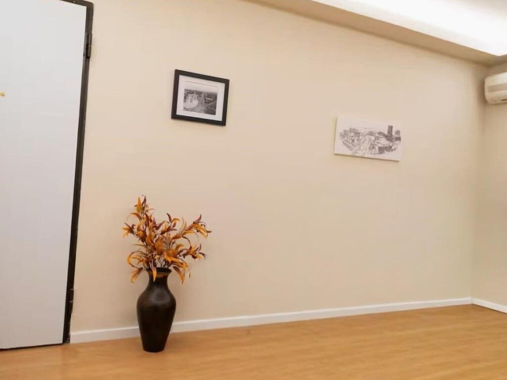 Zyre Me Qera Tek Pazari i Ri (ID BZ2772) Tirane