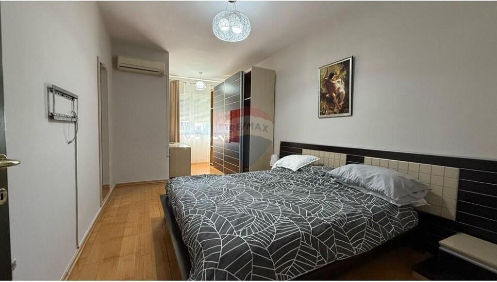 Appartamento - In Vendita - Via Dervish Hima, Tirana