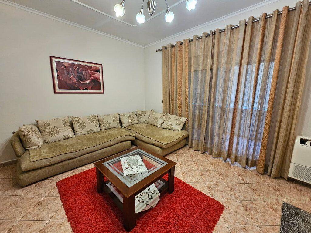 JEPET ME QIRA APARTAMENT 3+1+2 TE SHKOLLA E BALETIT!! 800 € /Muaj Sip. Totale  117m2