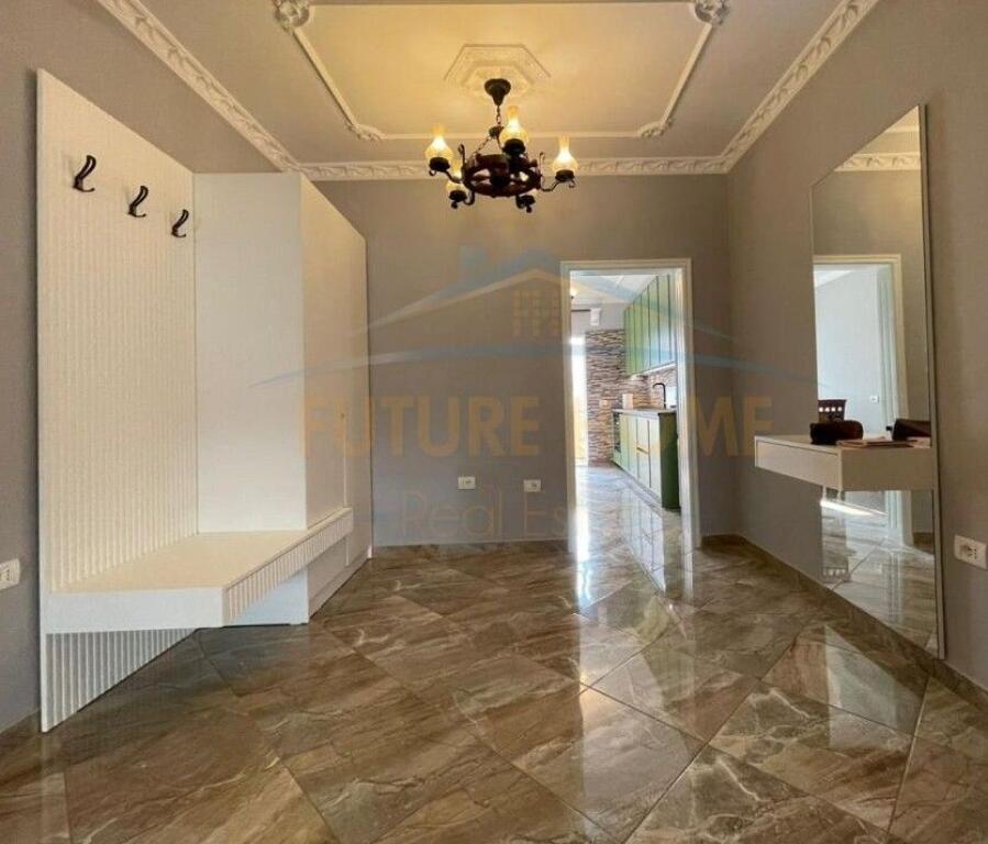 Qera, Apartament 2+1+2, Bllok