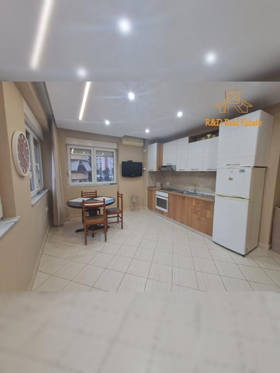 Jepet me qera apartament 1+1 +Garderobe– Zona Air Albania