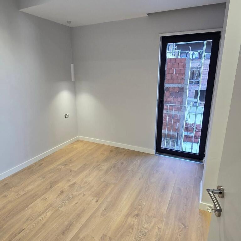 In vendita..!! Occasione..!!  📍 Kodra e Diellit 2 (Progetto Occidentale)  🏠 Appartamento 1+1  