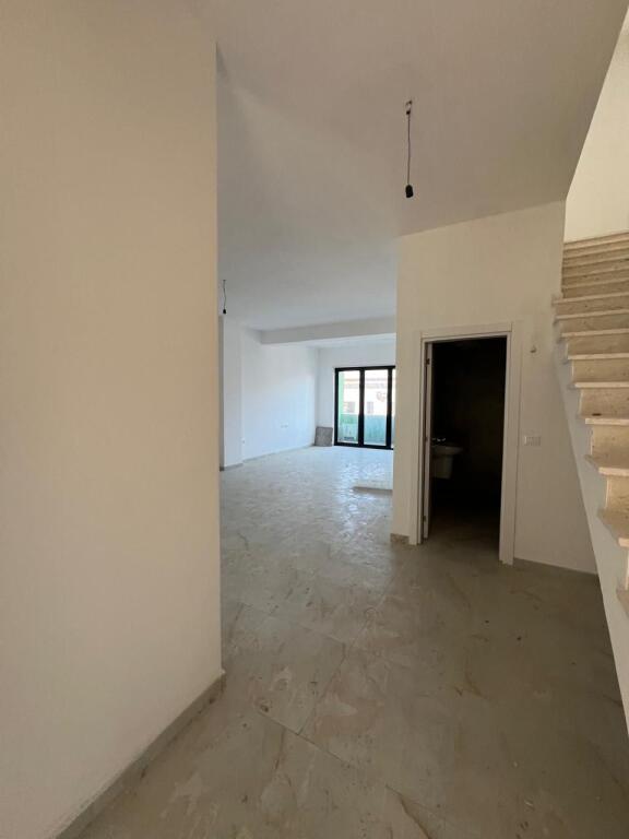 Shitet, Duplex 3+1+3, për Shitje, Zgjatimi - Kodra e Diellit 1.