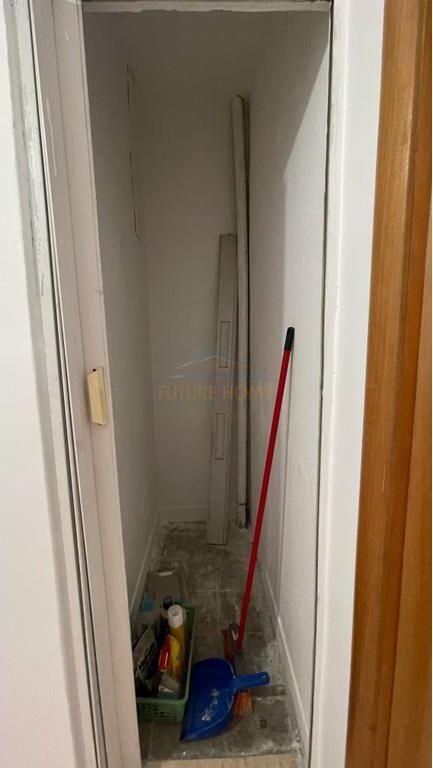 Affitto, Appartamento 2+1, Via Architetto Kasemi, Tirana.