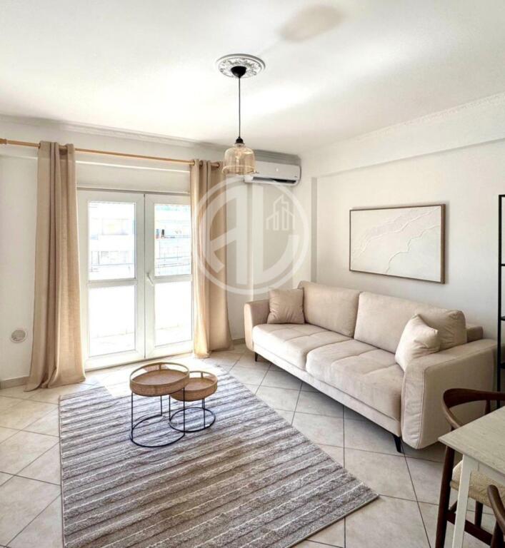 Jepet me Qira Apartament 1+1 me pamje deti – Vollga Durres