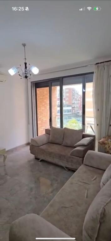 APARTAMENT ME QERA 2+1+2