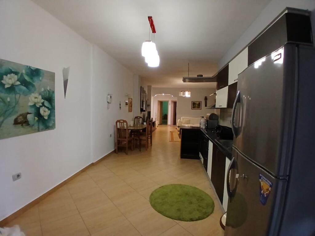 Jepet Me Qera Apartament 2+1