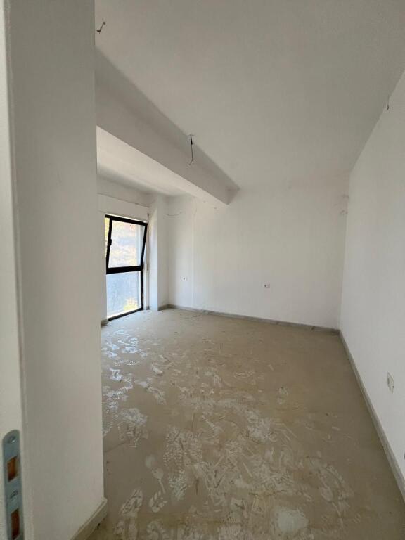 Shitet, Duplex 3+1+3, për Shitje, Zgjatimi - Kodra e Diellit 1.