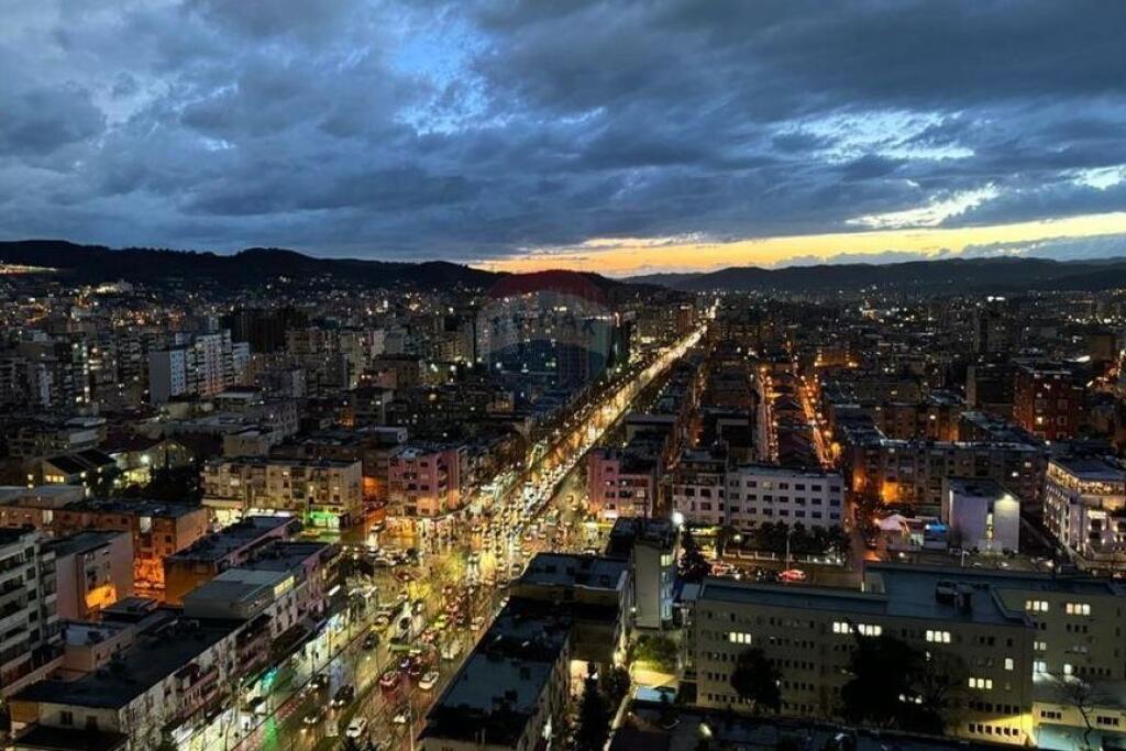 Zyra per qira te Tirana Garden Building!