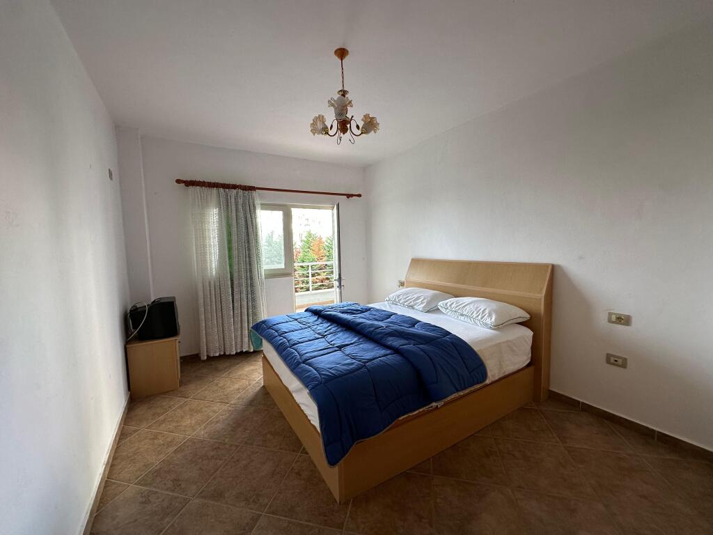 SHITET APARTAMENT 1+1 GOLEM