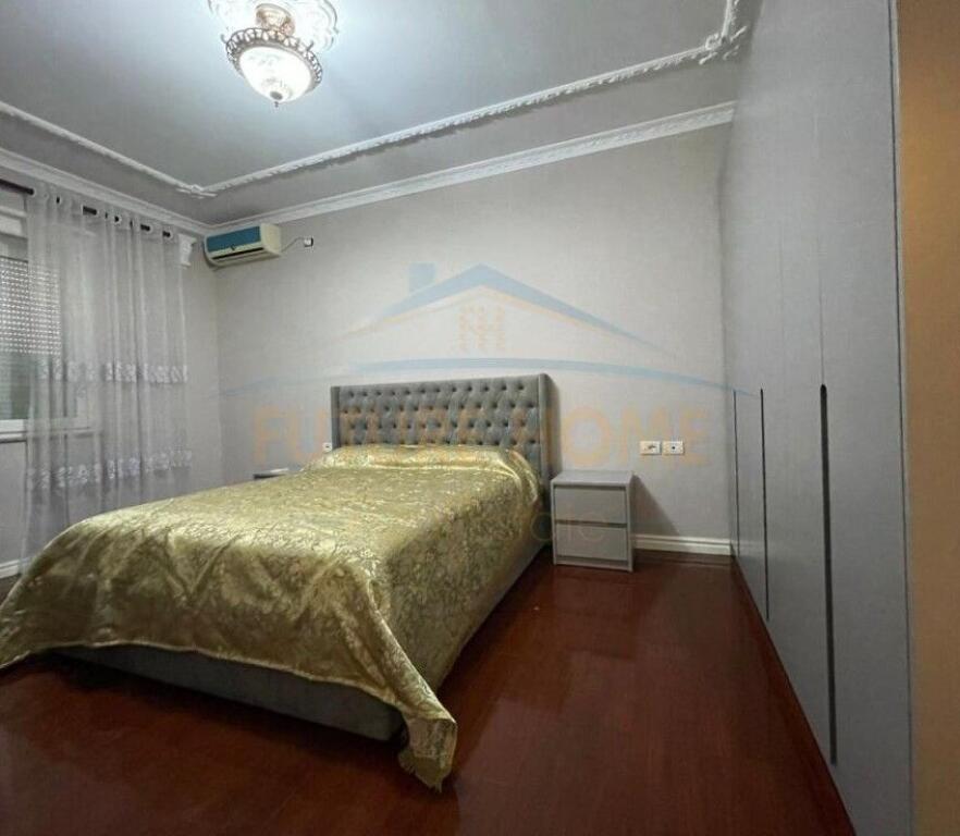 Qera, Apartament 2+1+2, Bllok