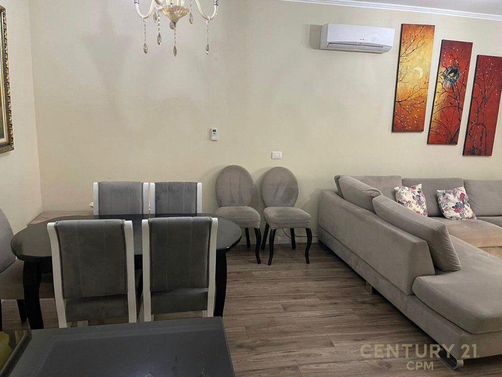 Apartament 2+1+2 Për Shitje në Fresku, Tiranë