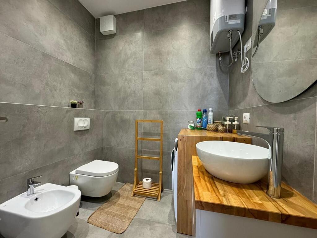 Apartament 2+1 per qira