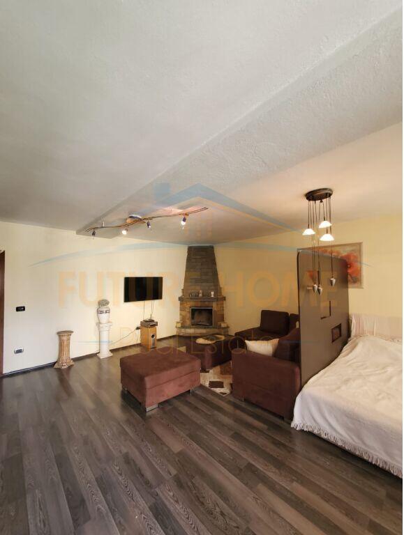 Qera, Dupleks, Brryli