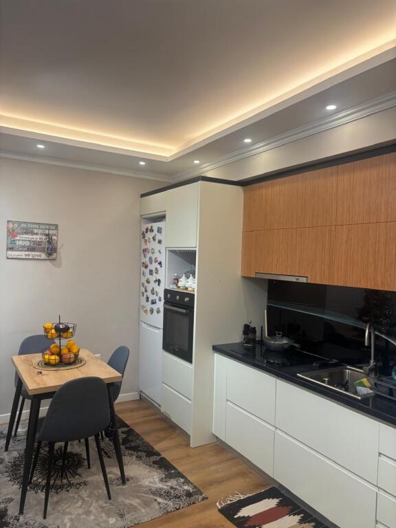 Appartamento 2+1 in vendita vicino al Rondo a Selite