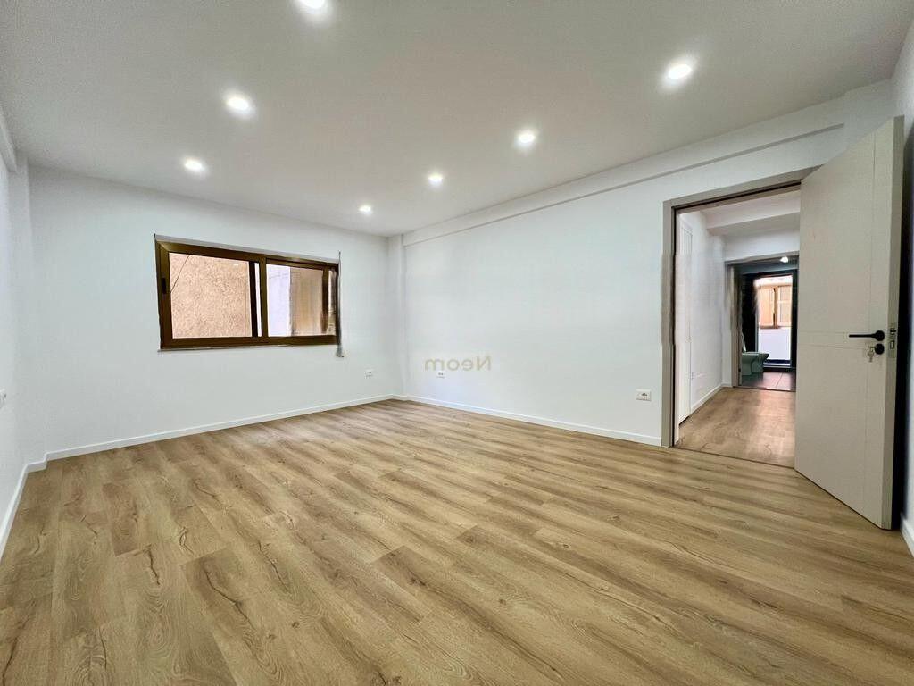 QIRA, AMBIENT ZYRASH - 120 m2, SHESHI WILSON‼️ 1,100 € /Muaj