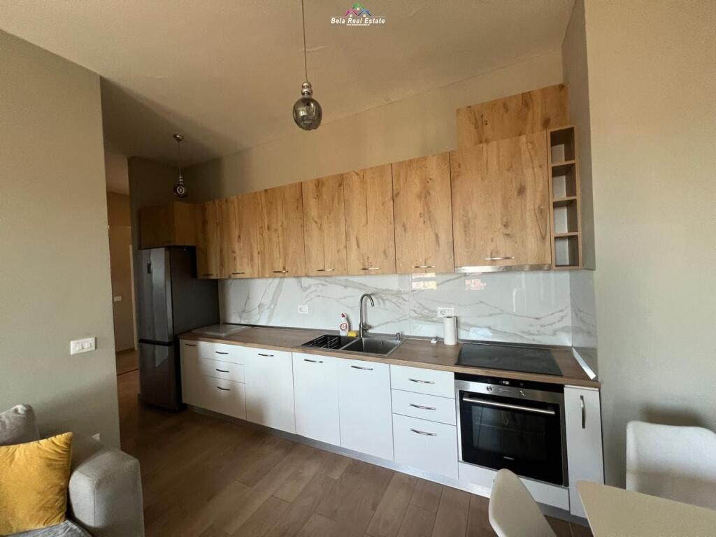 Apartment for rent 1+1+parking space near Shkolla e Kuqe (ID B2101115) Tirana