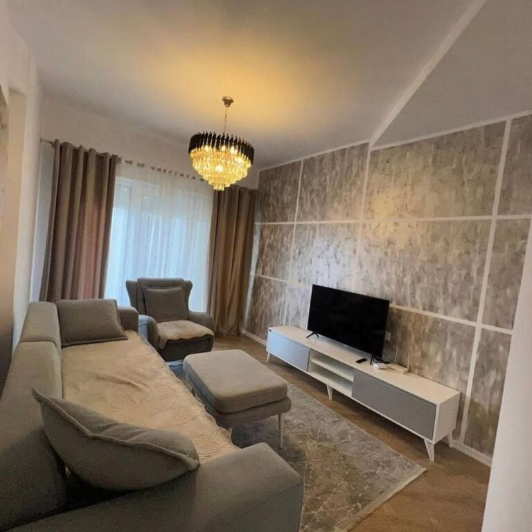 In vendita..!!  📍 Kodra e Diellit 2 (Edificio Flutura)  🏠 Appartamento 1+1  