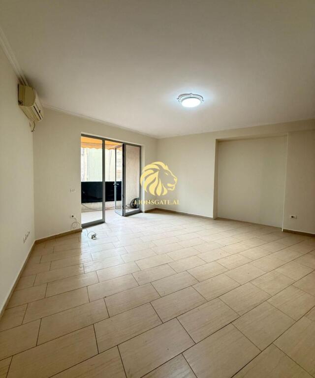 🏢 AMBIENT BIZNESI ME QERA – QENDËR TIRANËS