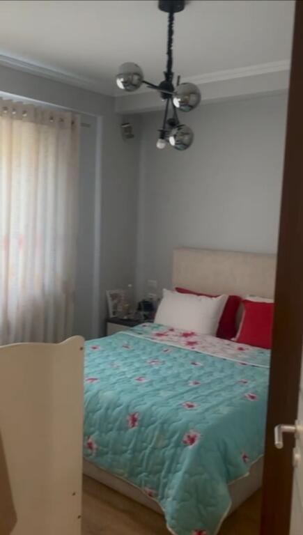 Comfortable 2+1 apartment for sale, located in Selitë, very close to Barleti University