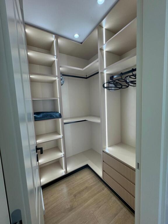 Vendesi Appartamento 2+1📍Skel, Vlore