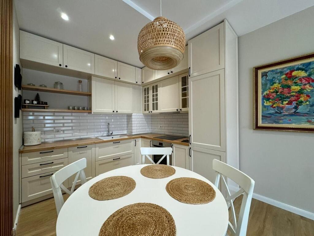 Apartament 2+1 per qira