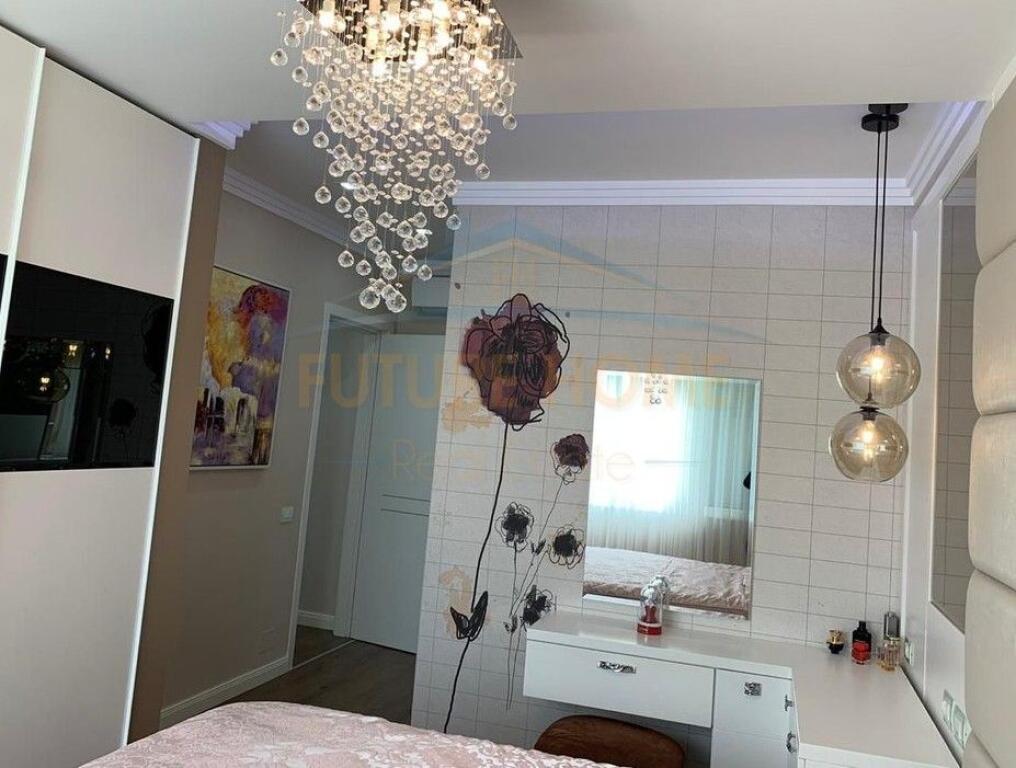 Affitto, Appartamento 2+1+ Posto auto, Lago Secco.