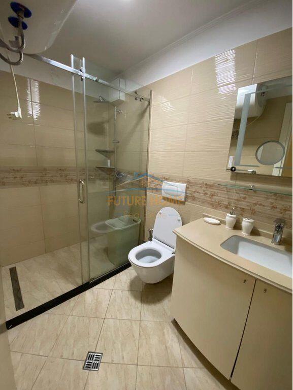 Affitto, Appartamento 3+1+2+Posto auto, Kinostudio, Tirana.