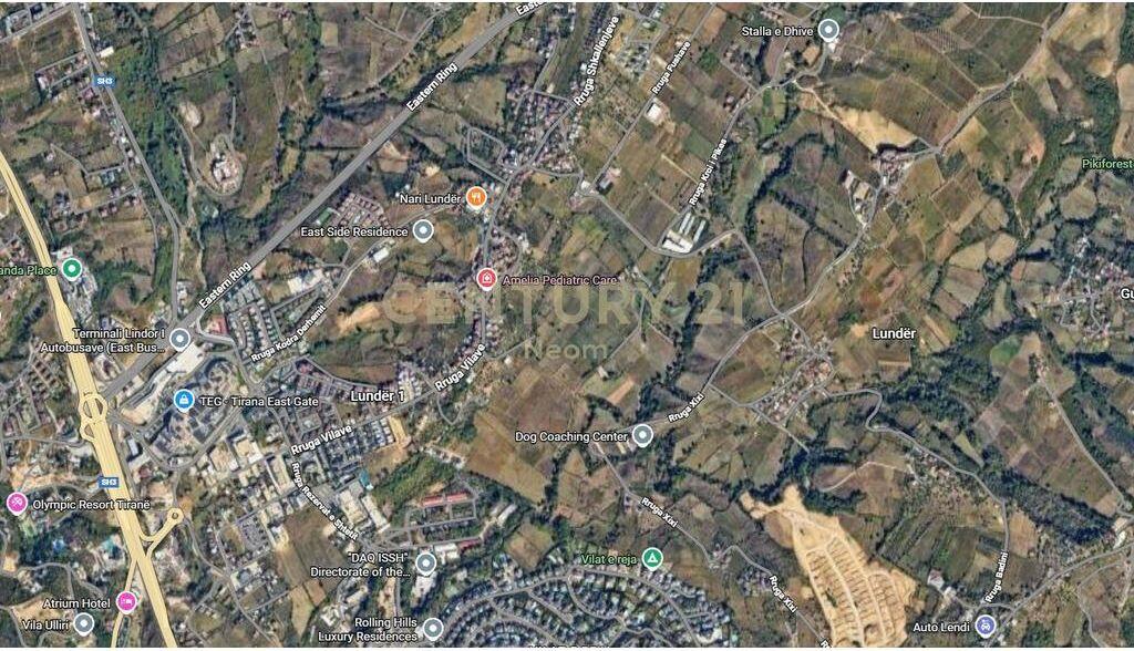 SELLING 4000M2 LAND IN LUNDER BY THE ROAD!