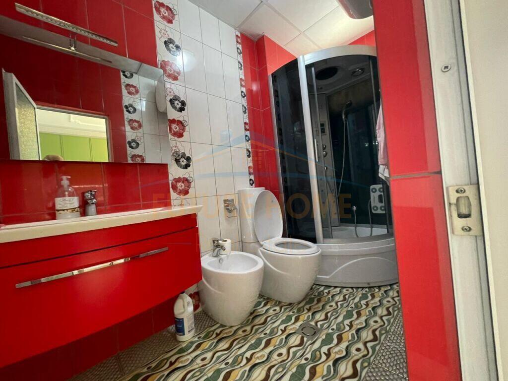 Qera, Apartament 2+1+2, Bllok